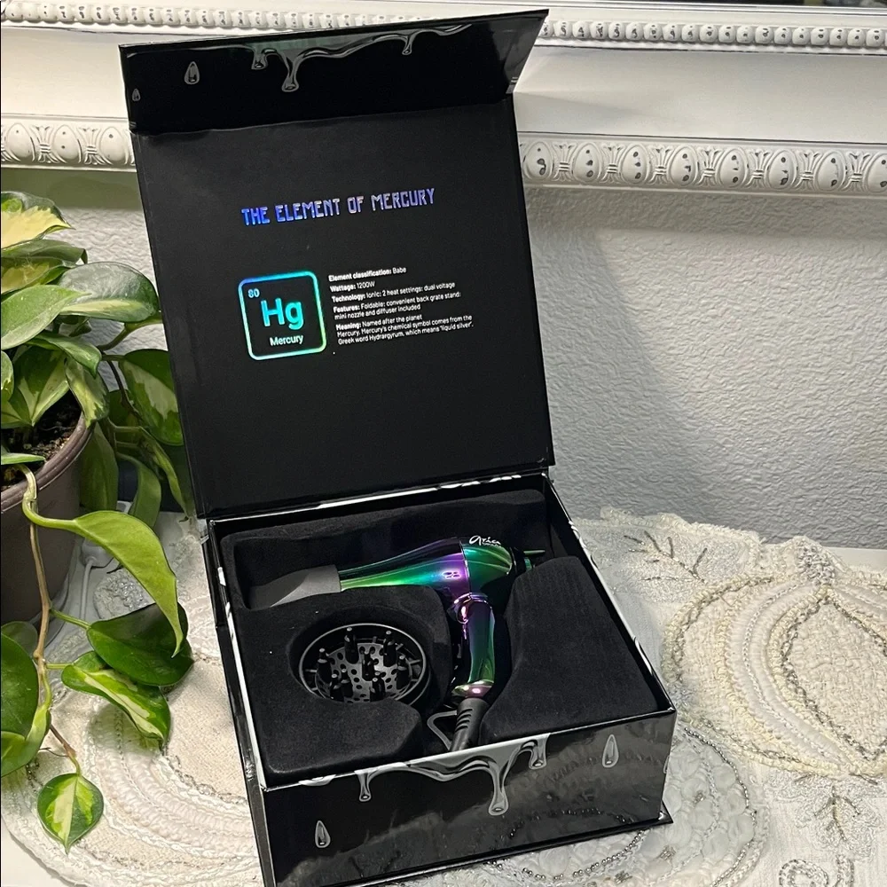 🎉HP🎉NIB Aria Beauty Metallic Elements Mini Blow Dryer